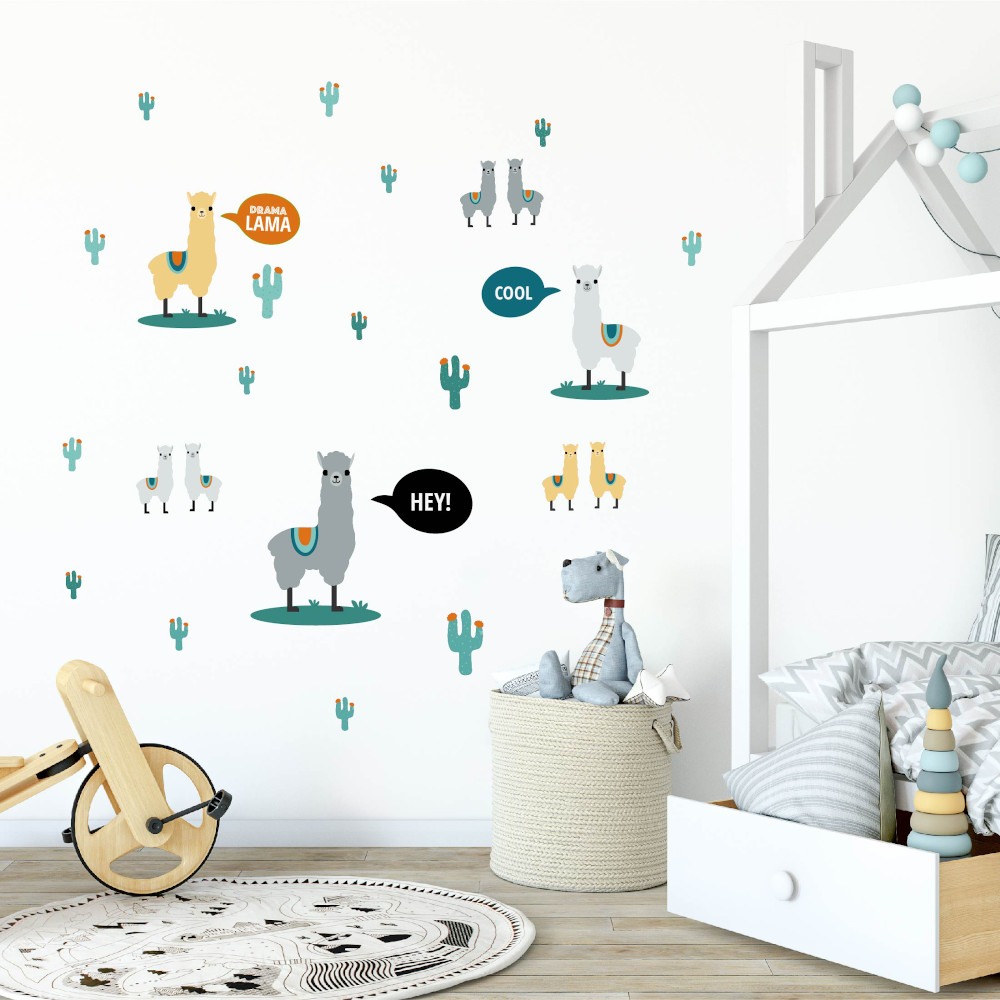 Van eenhoorns tot dinosaurussen: de 10 populairste muurstickers voor kinderen 8 Schattige muurstickers met lama's en cactussen als decoratie voor de kinderkamer.