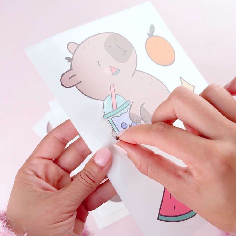 Capybara muurstickers op een vel